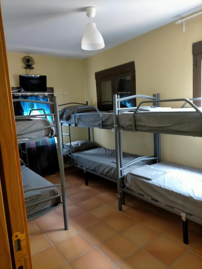 Albergue Santa Barbara Aliaga Exteriér fotografie